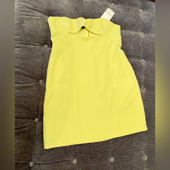NWT Luxury Spring Summer Party Minimalist Zara Yellow Strapless Cutout Dress - Picture 10 of 12